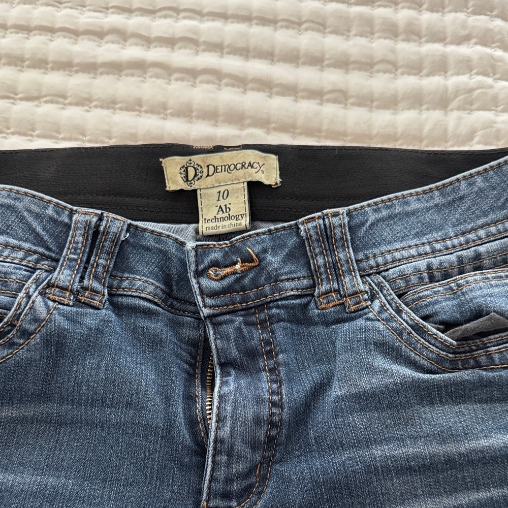 Democracy Distressed Indigo Jeans